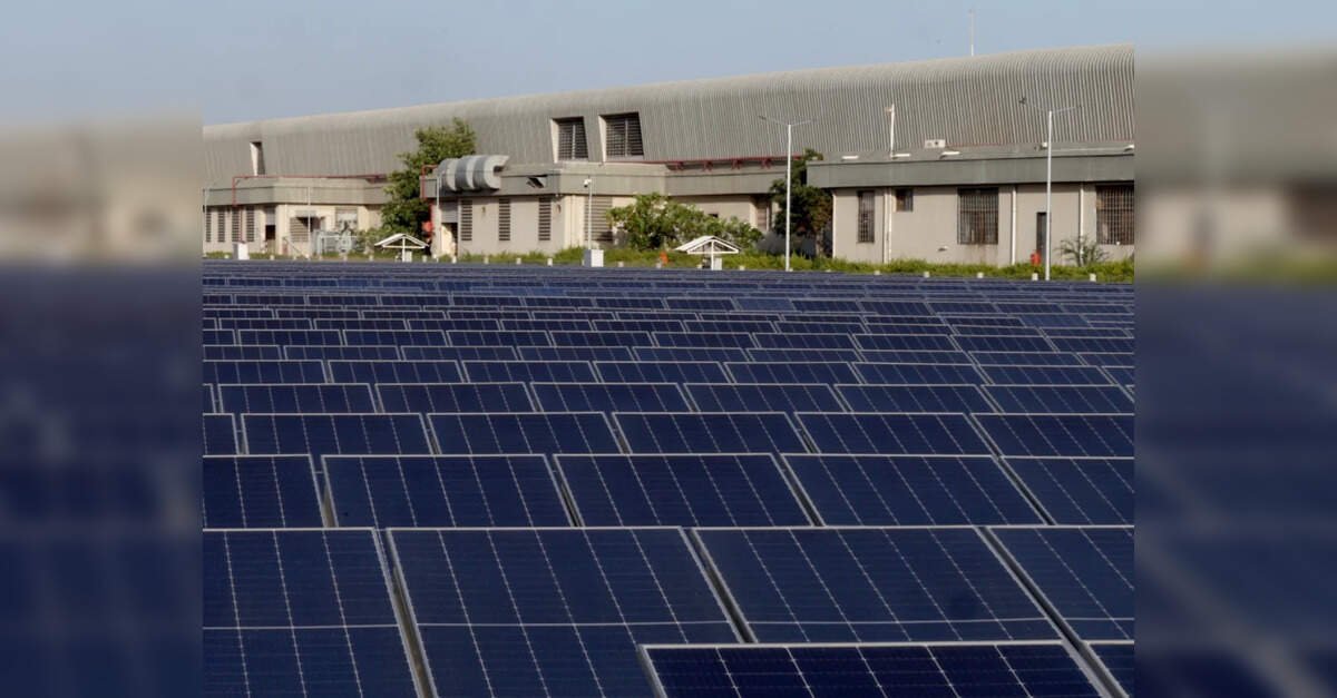 google,-amazon,-meta,-apple-fuel-india's-renewable-energy-boom-as-data-centre-demand-surges