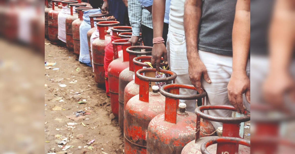 UP approves two free LPG refills for Ujjwala beneficiaries in FY27